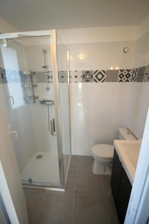 Chez Regine Apartment Arromanches-les-Bains Bagian luar foto